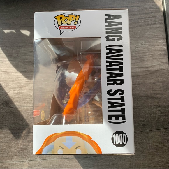Avatar Aang glow in the dark funko pop - Picture 4 of 7